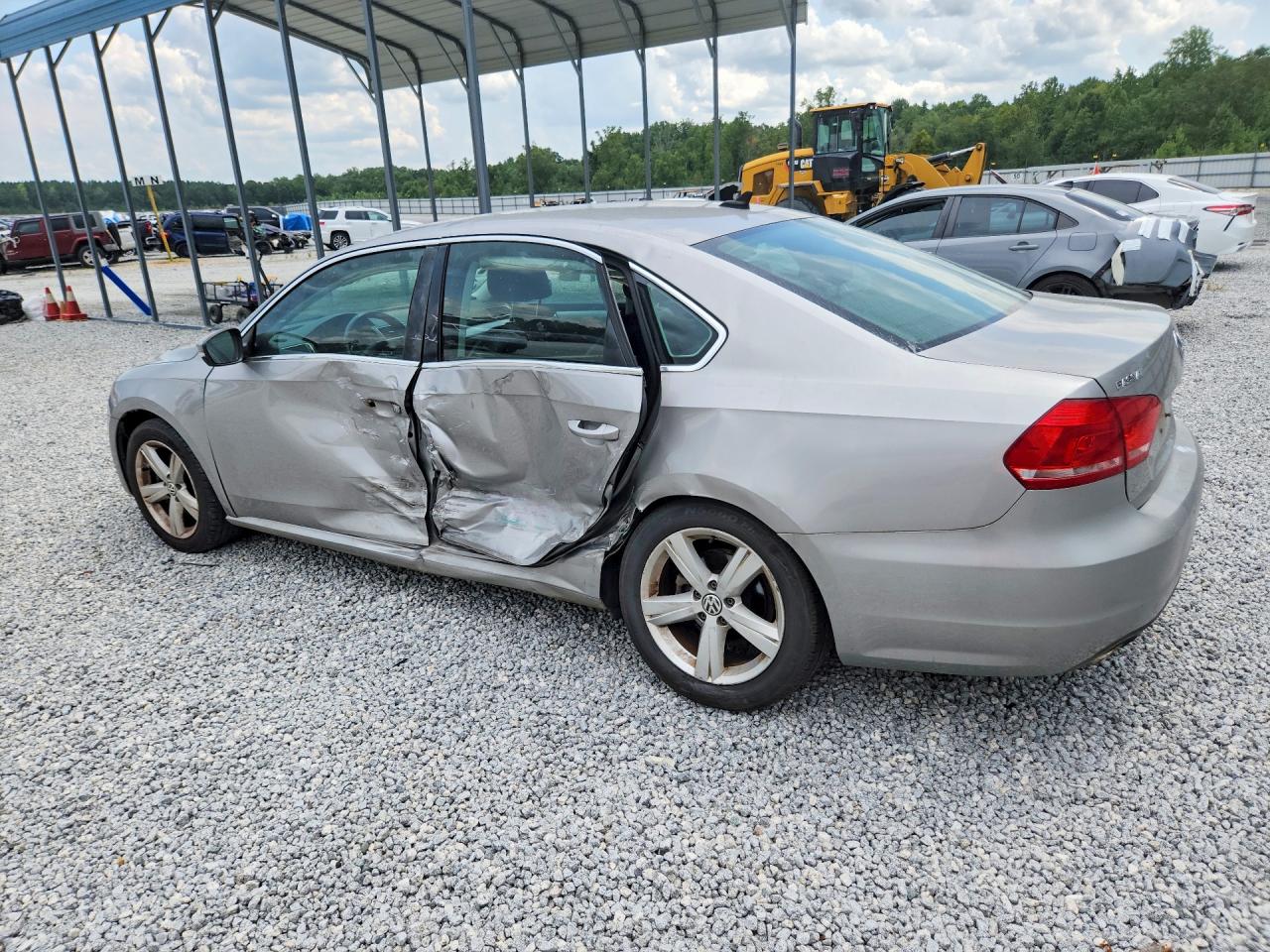 2013 Volkswagen Passat Se Silver vin: 1VWBP7A33DC008374