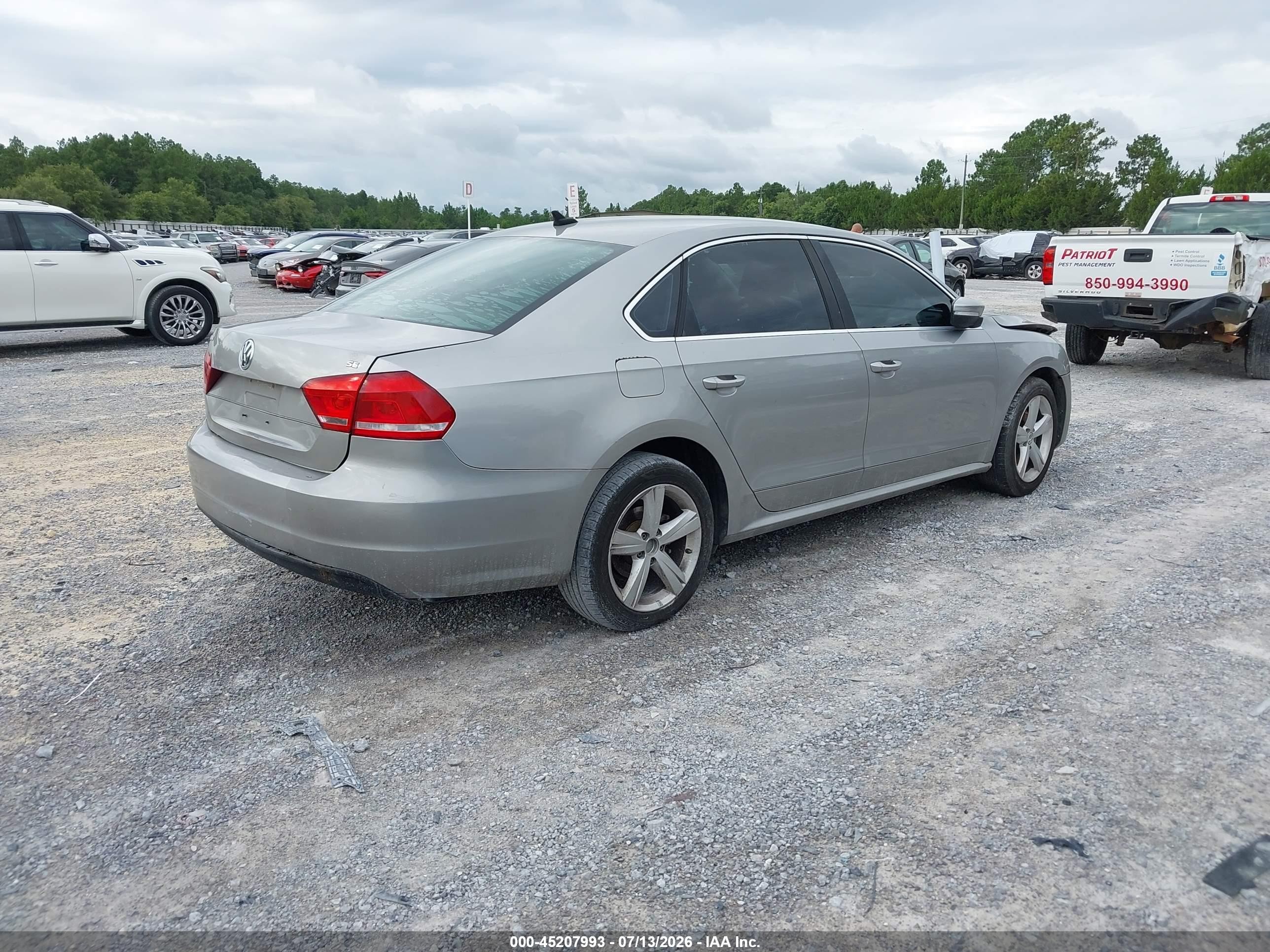 2013 Volkswagen Passat 2.5l Se Silver vin: 1VWBP7A33DC032397