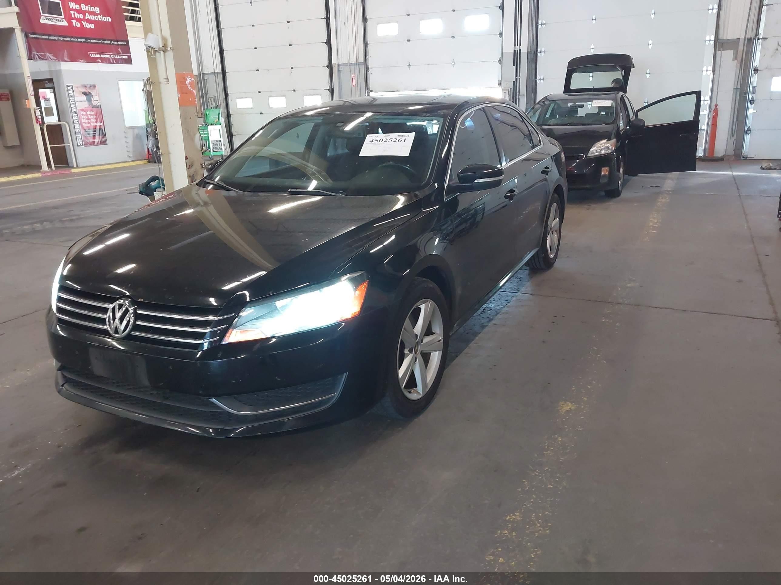2013 Volkswagen Passat 2.5l Se Черный vin: 1VWBP7A33DC039513
