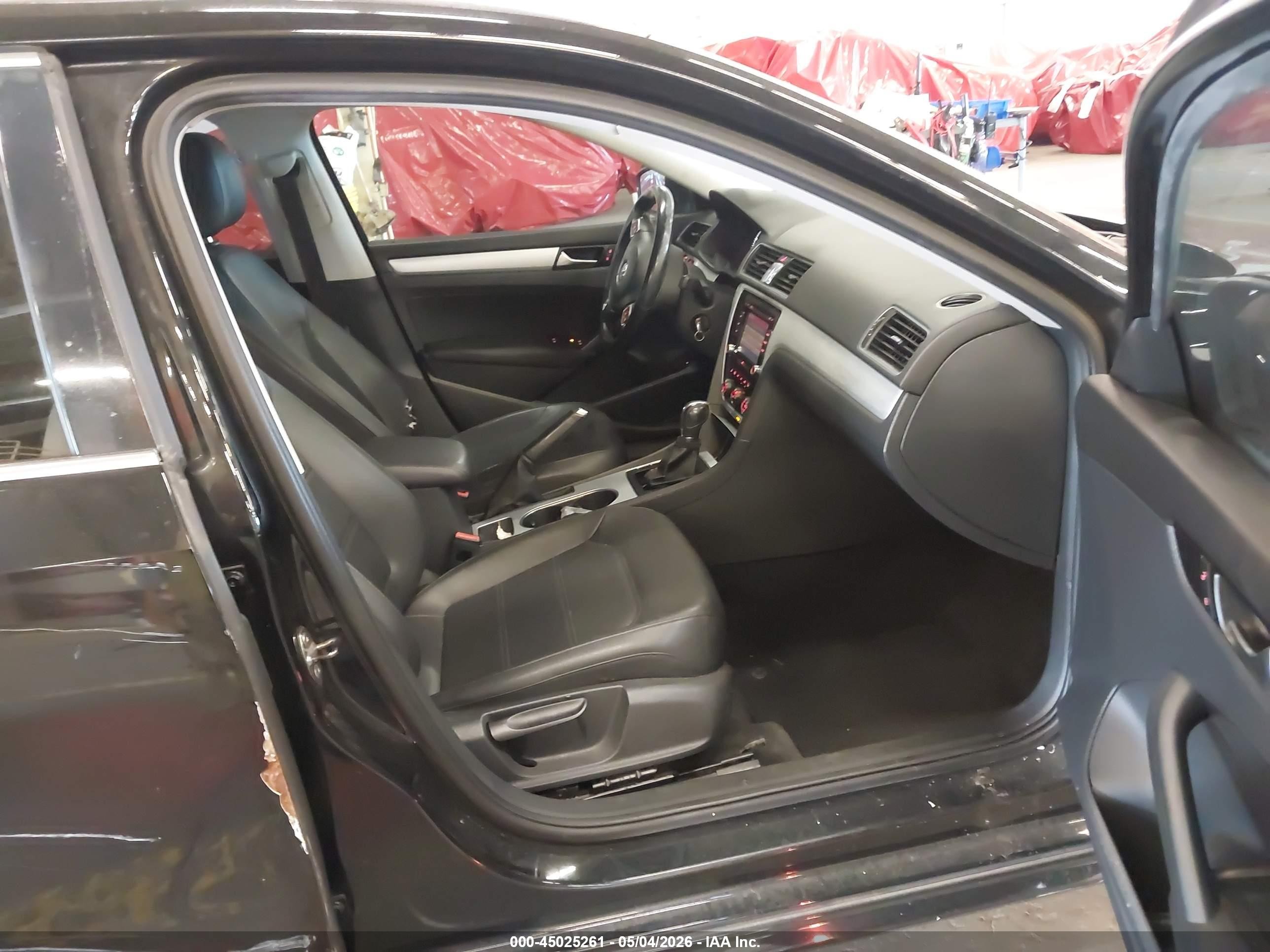 2013 Volkswagen Passat 2.5l Se Черный vin: 1VWBP7A33DC039513