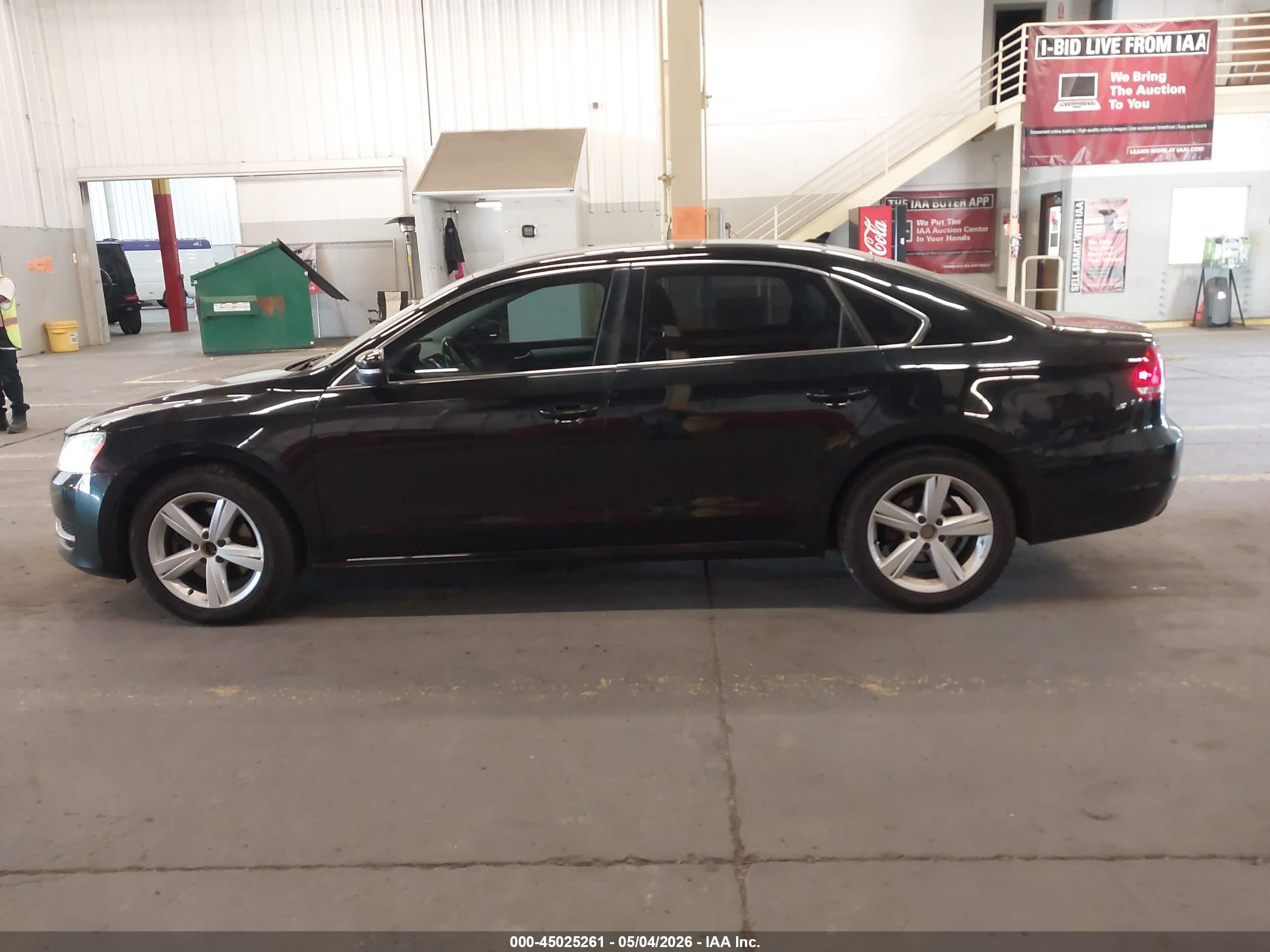 2013 Volkswagen Passat 2.5l Se Черный vin: 1VWBP7A33DC039513