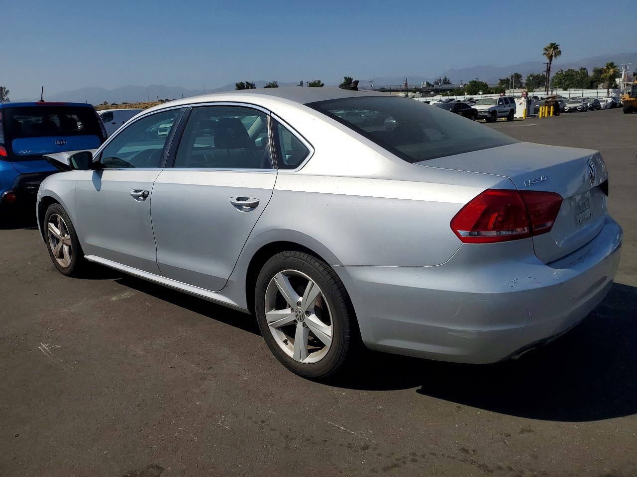 2013 Volkswagen Passat Se Silver vin: 1VWBP7A33DC042122