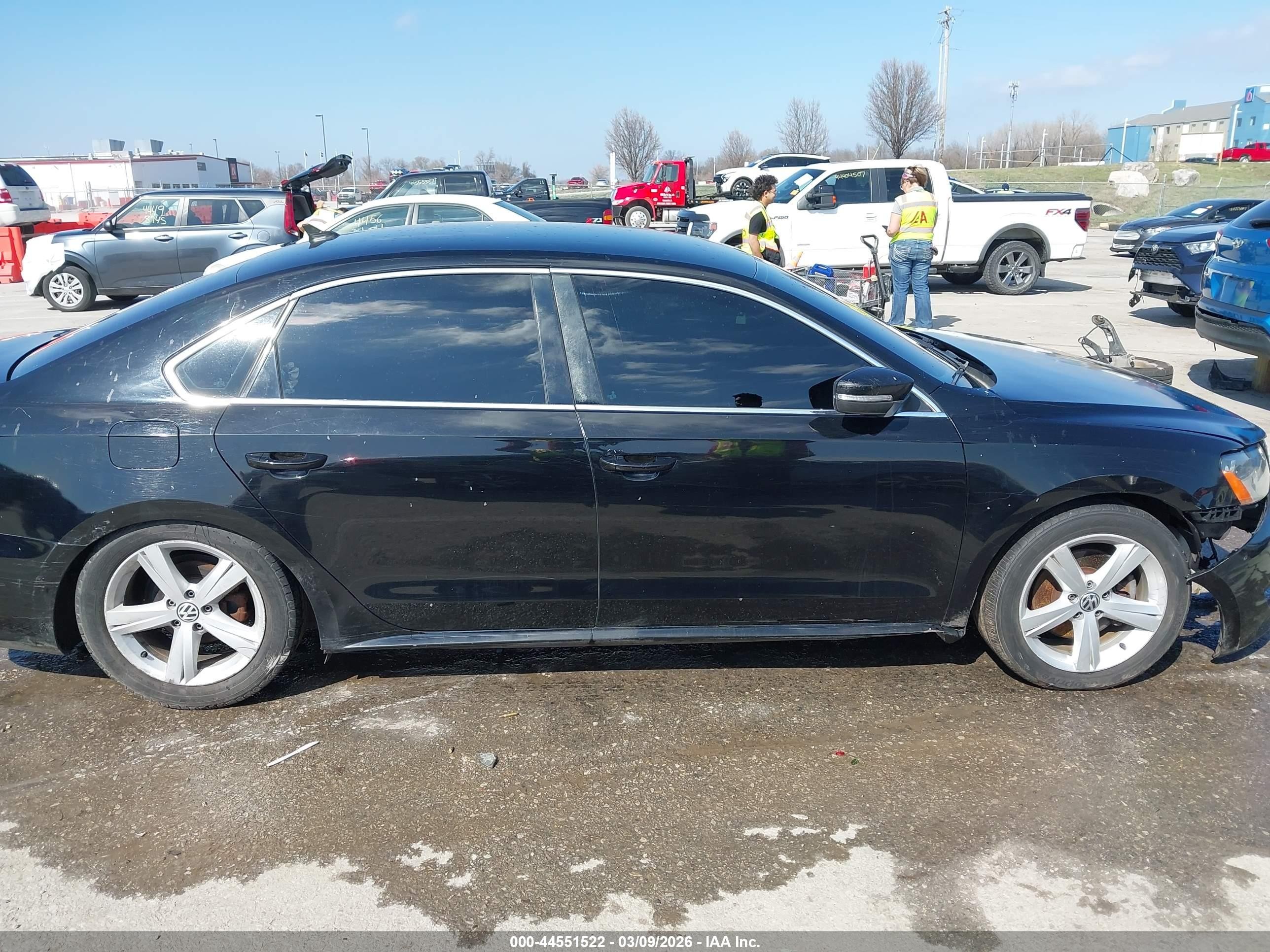 2013 Volkswagen Passat 2.5l Se Черный vin: 1VWBP7A33DC058935