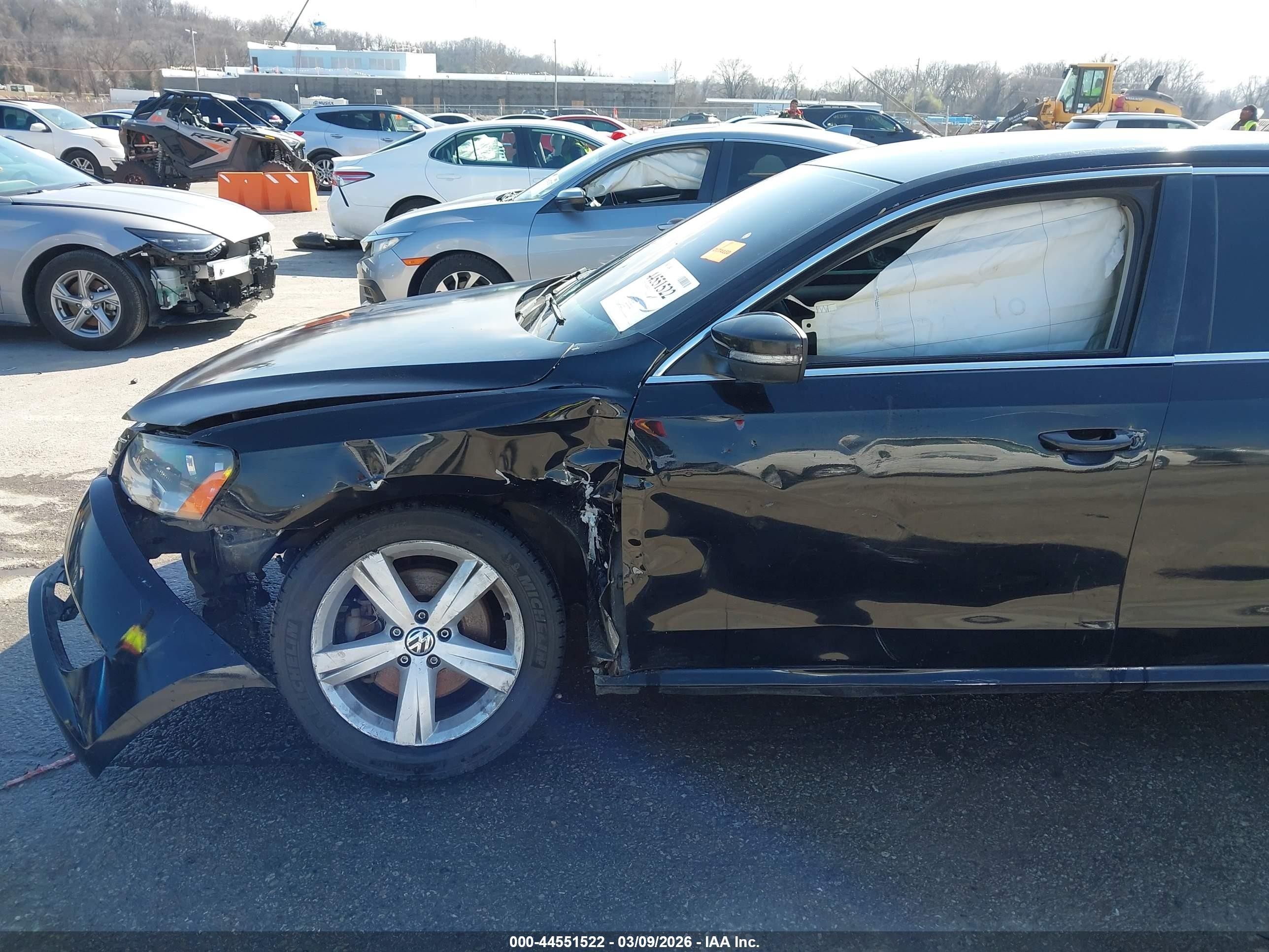 2013 Volkswagen Passat 2.5l Se Черный vin: 1VWBP7A33DC058935