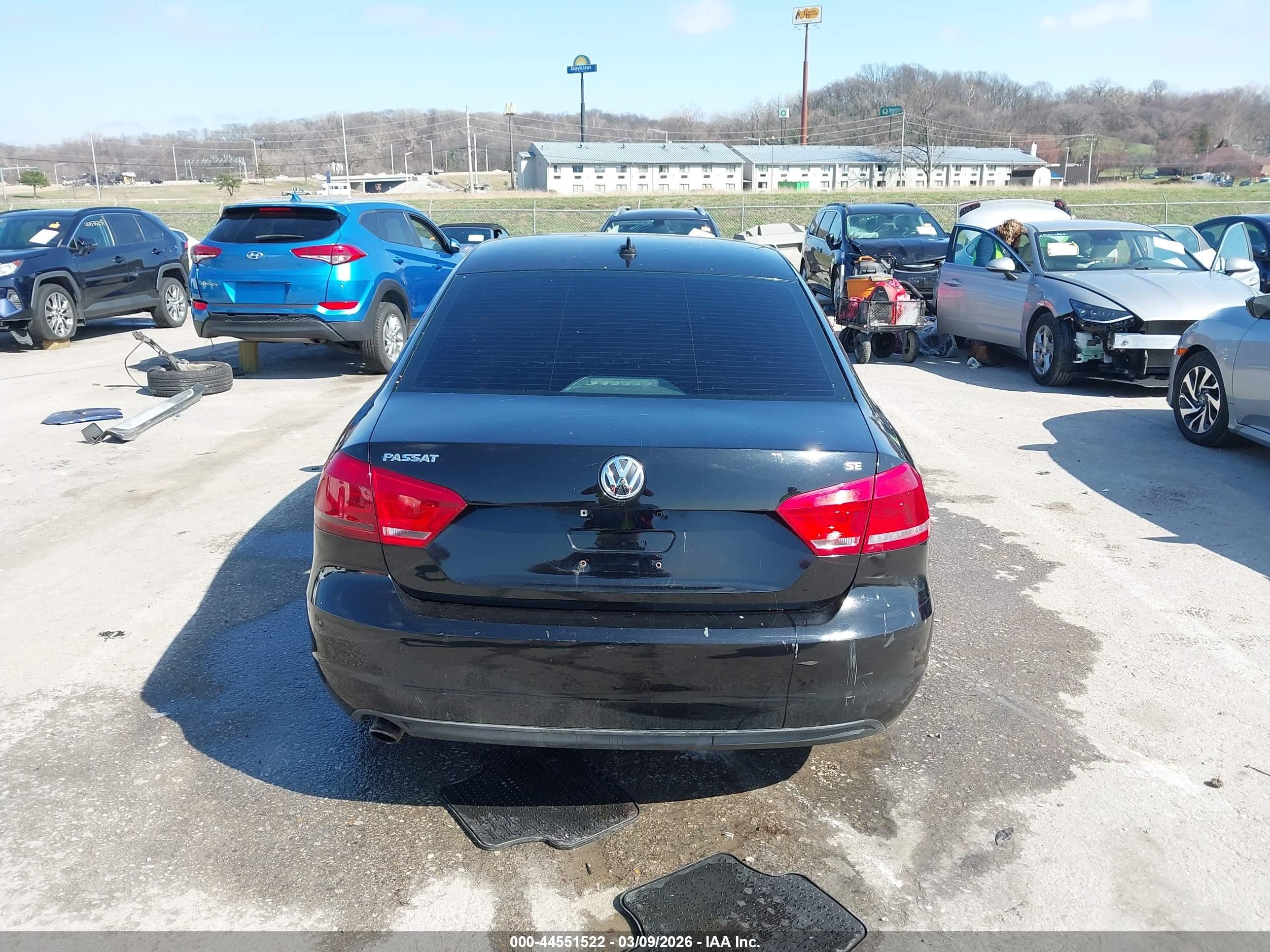 2013 Volkswagen Passat 2.5l Se Черный vin: 1VWBP7A33DC058935