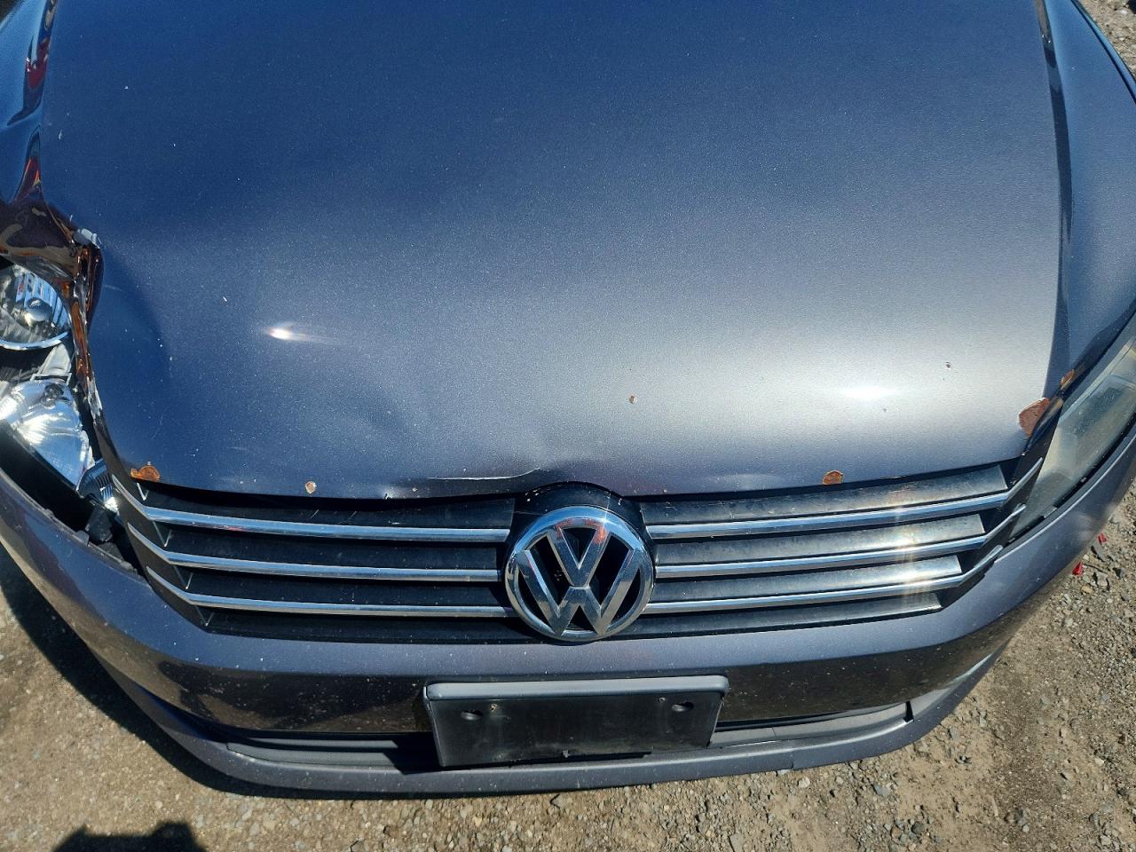 2013 Volkswagen Passat Se Gray vin: 1VWBP7A33DC063830