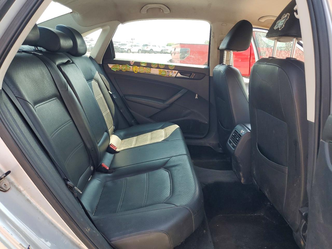 2013 Volkswagen Passat Se Silver vin: 1VWBP7A33DC100262