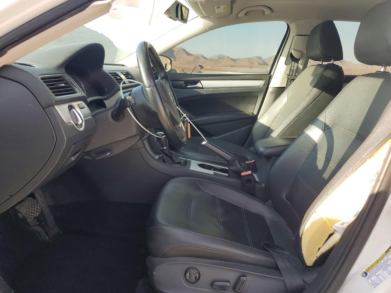 2013 Volkswagen Passat Se White vin: 1VWBP7A33DC108720