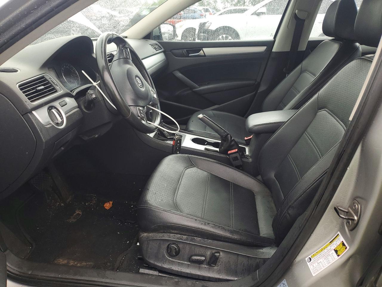 2013 Volkswagen Passat Se Silver vin: 1VWBP7A33DC109527