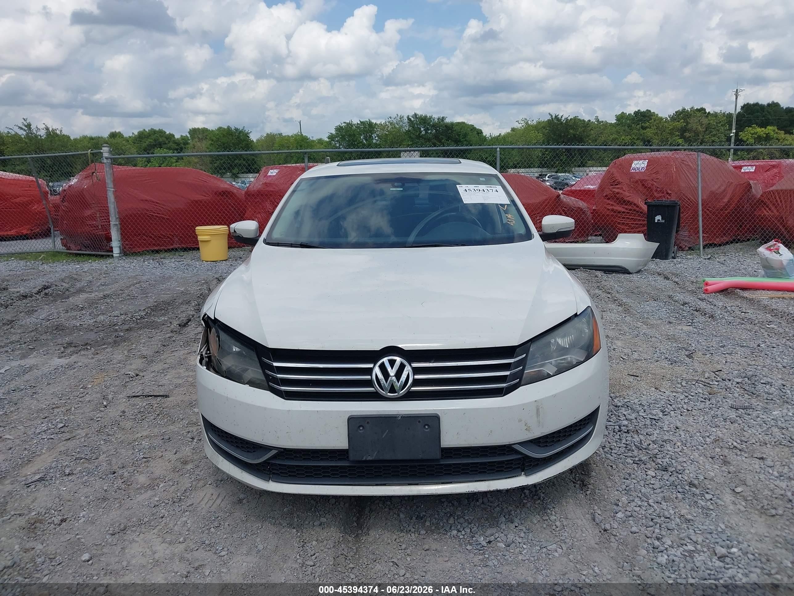 2013 Volkswagen Passat 2.5l Se White vin: 1VWBP7A33DC113691