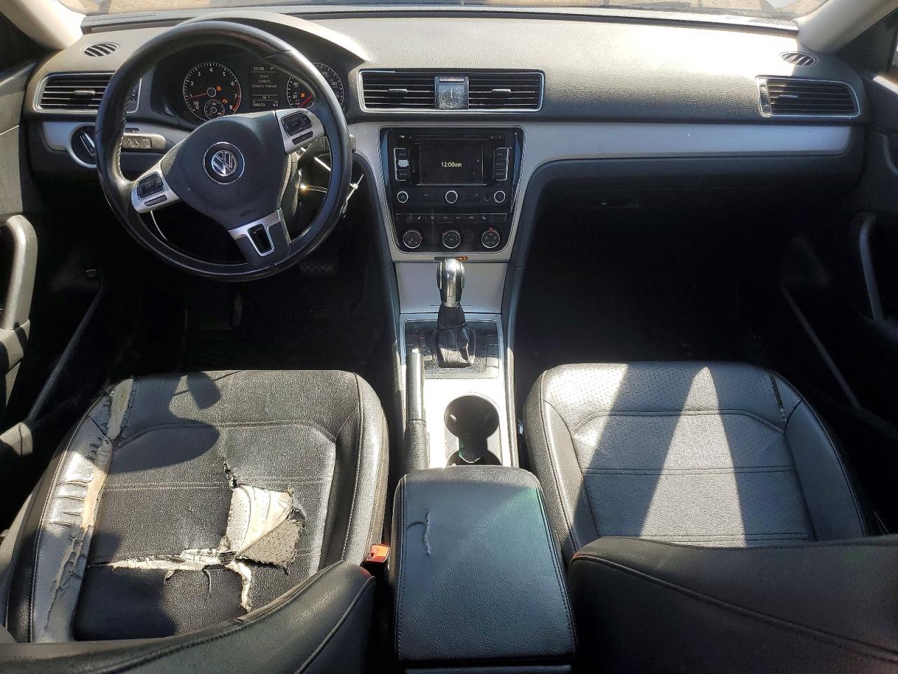 2013 Volkswagen Passat Se Gray vin: 1VWBP7A33DC117935