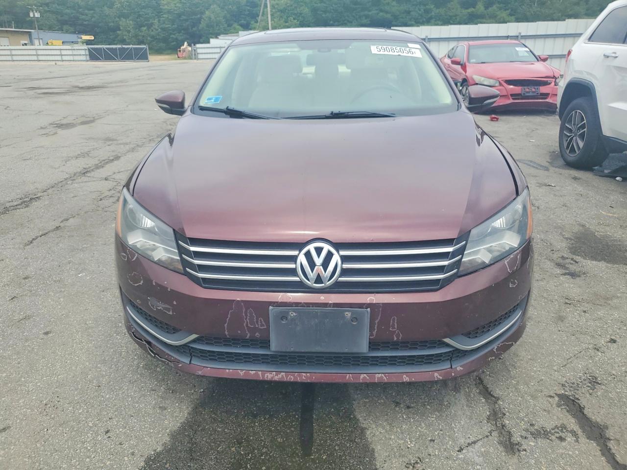2012 Volkswagen Passat Se Red vin: 1VWBP7A34CC030589