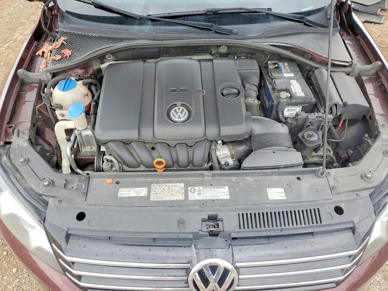 2012 Volkswagen Passat Se Maroon vin: 1VWBP7A34CC039826