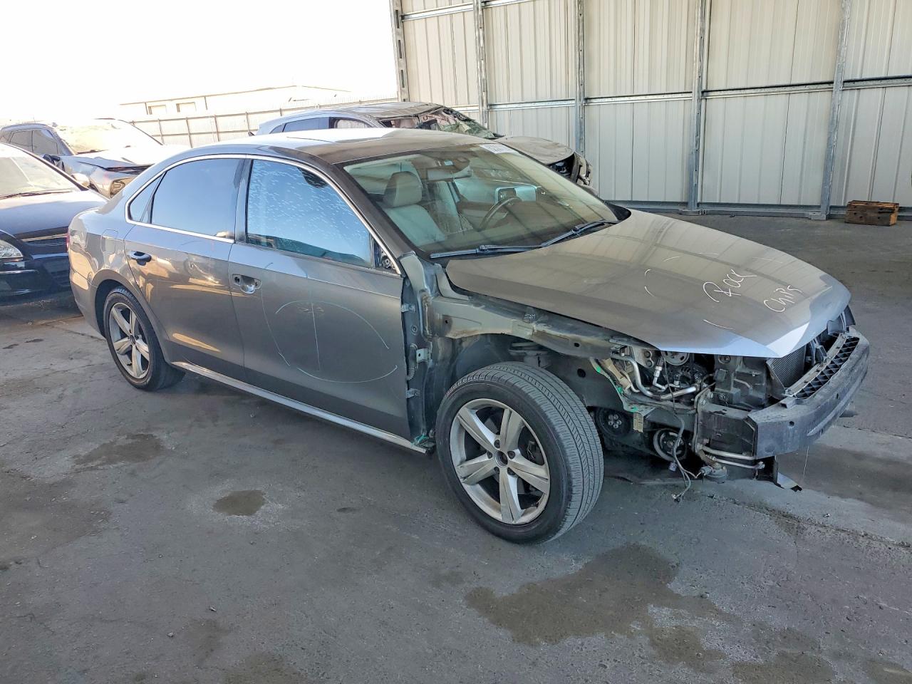 2012 Volkswagen Passat Se Silver vin: 1VWBP7A34CC105310