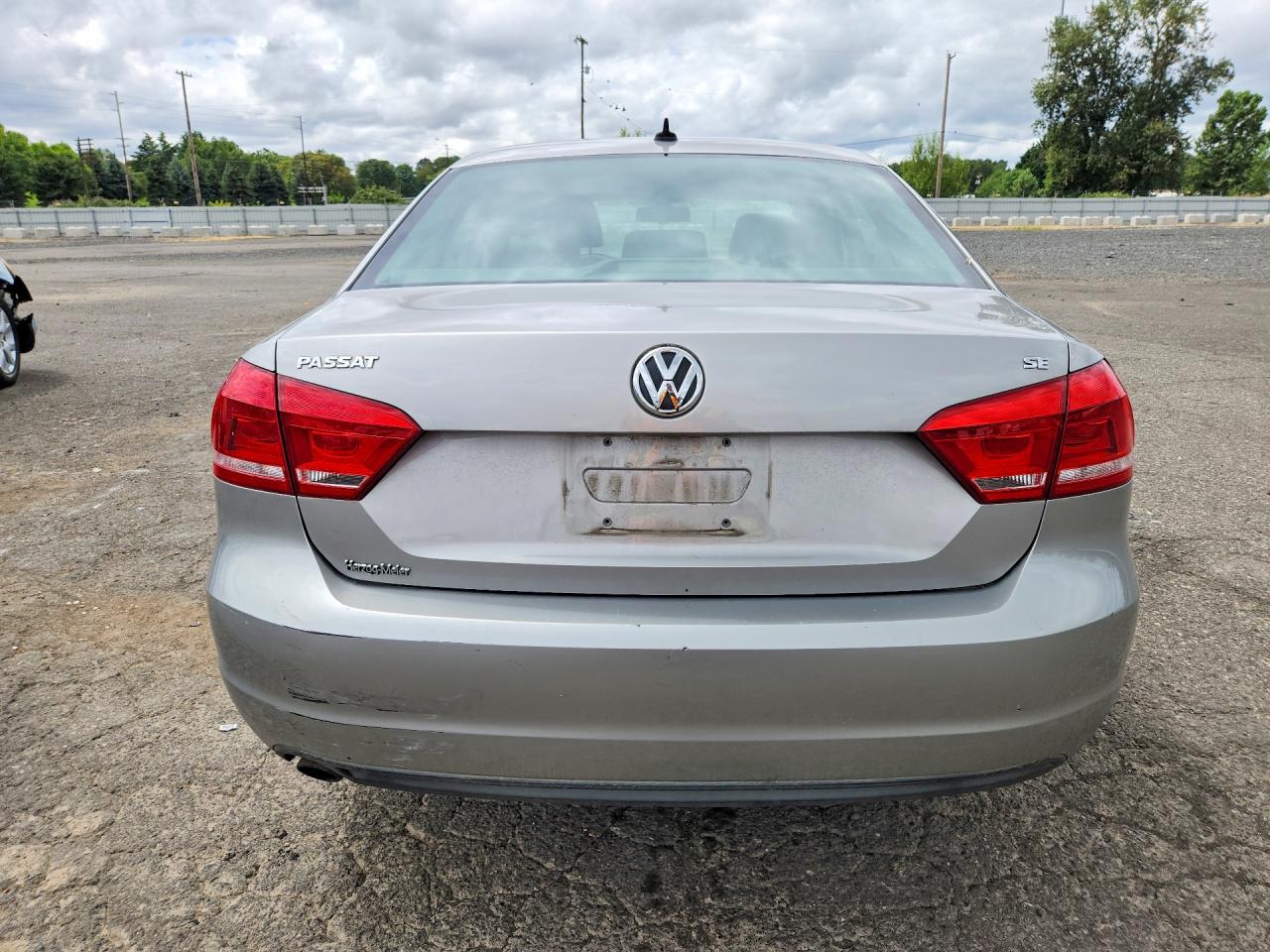 2013 Volkswagen Passat Se Silver vin: 1VWBP7A34DC018797
