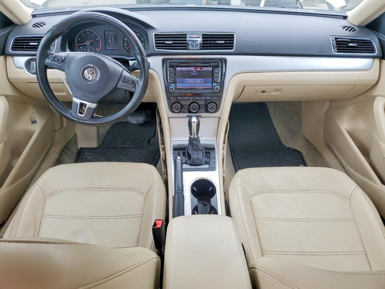 2013 Volkswagen Passat Se White vin: 1VWBP7A34DC090079