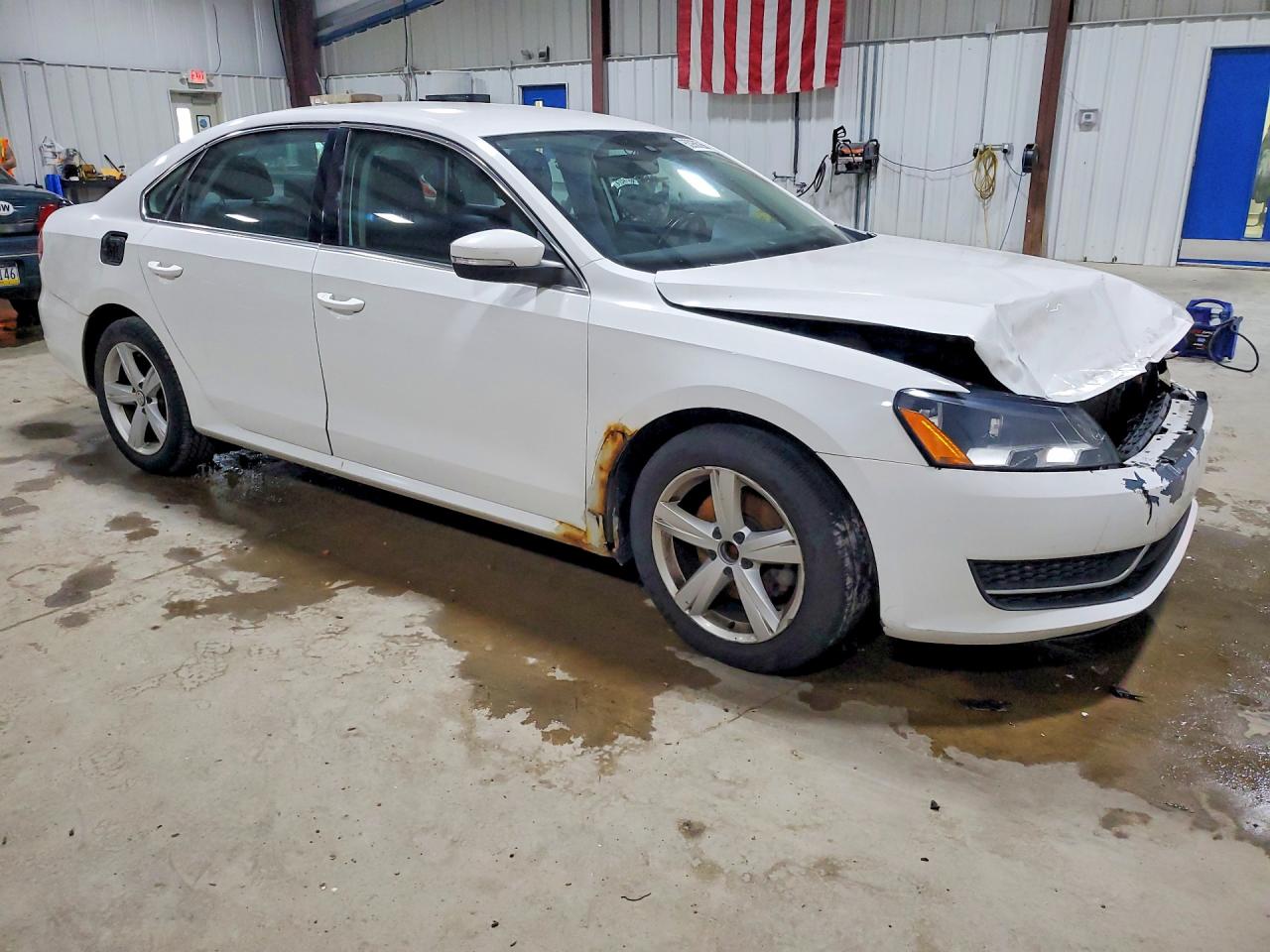 2013 Volkswagen Passat Se White vin: 1VWBP7A34DC092043