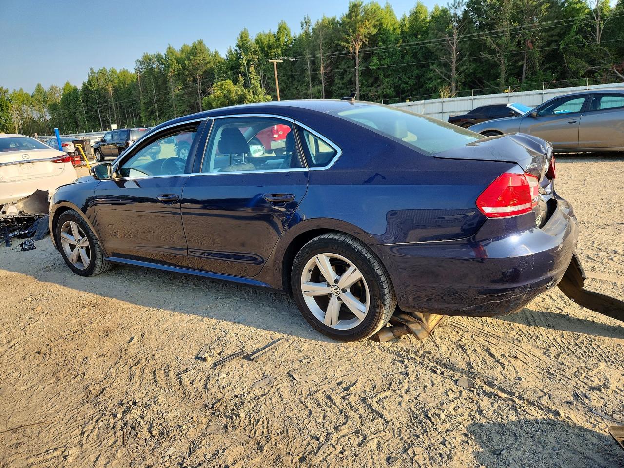 2013 Volkswagen Passat Se Blue vin: 1VWBP7A34DC099073