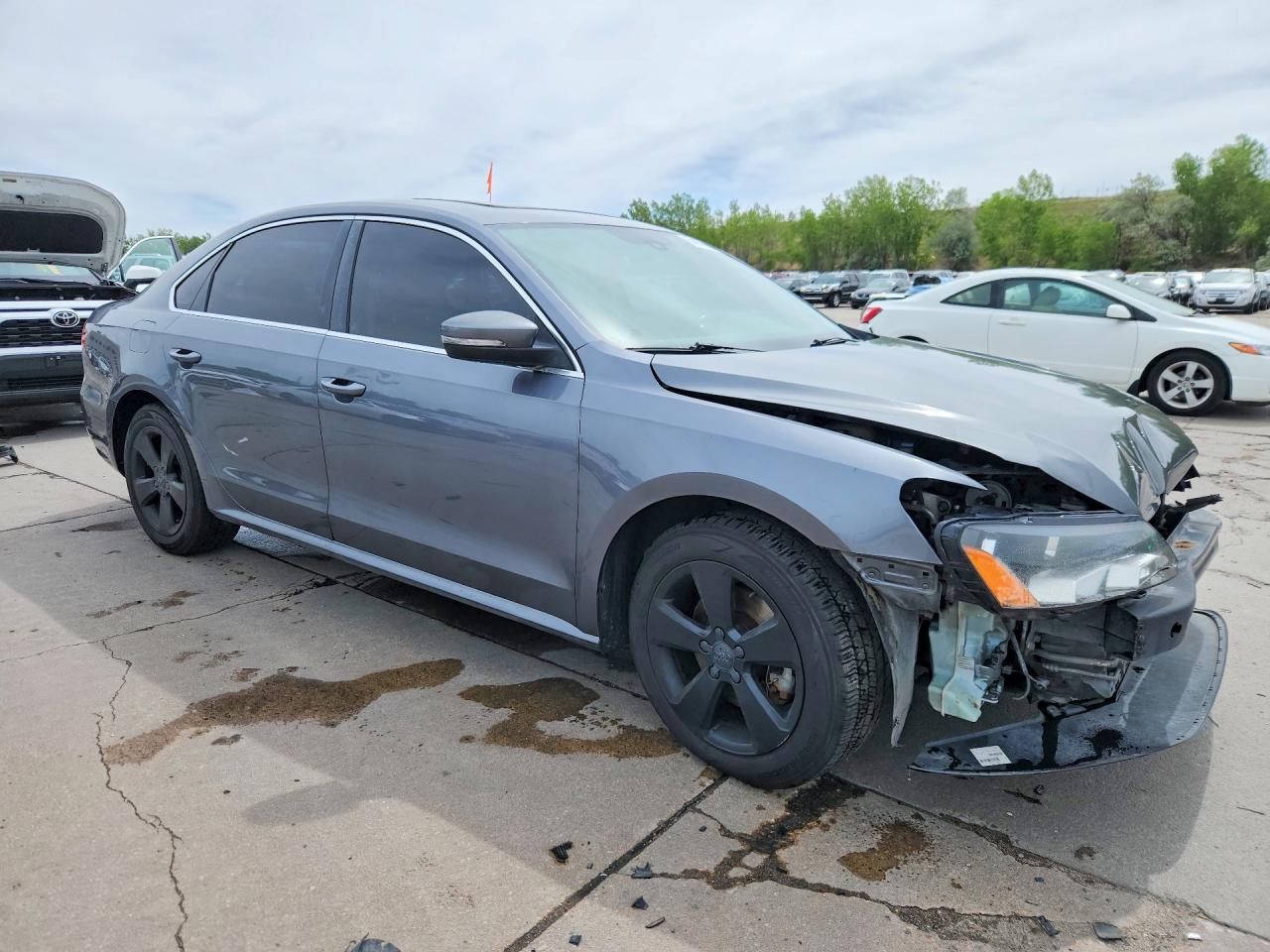 2013 Volkswagen Passat Se Серый vin: 1VWBP7A34DC102313
