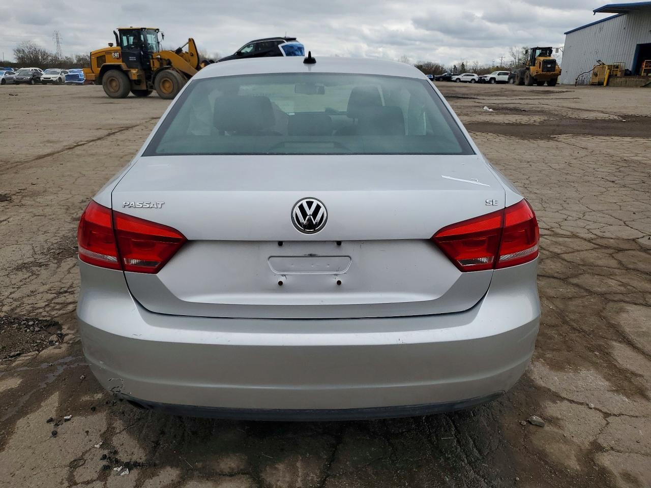 2013 Volkswagen Passat Se Серебряный vin: 1VWBP7A34DC133514