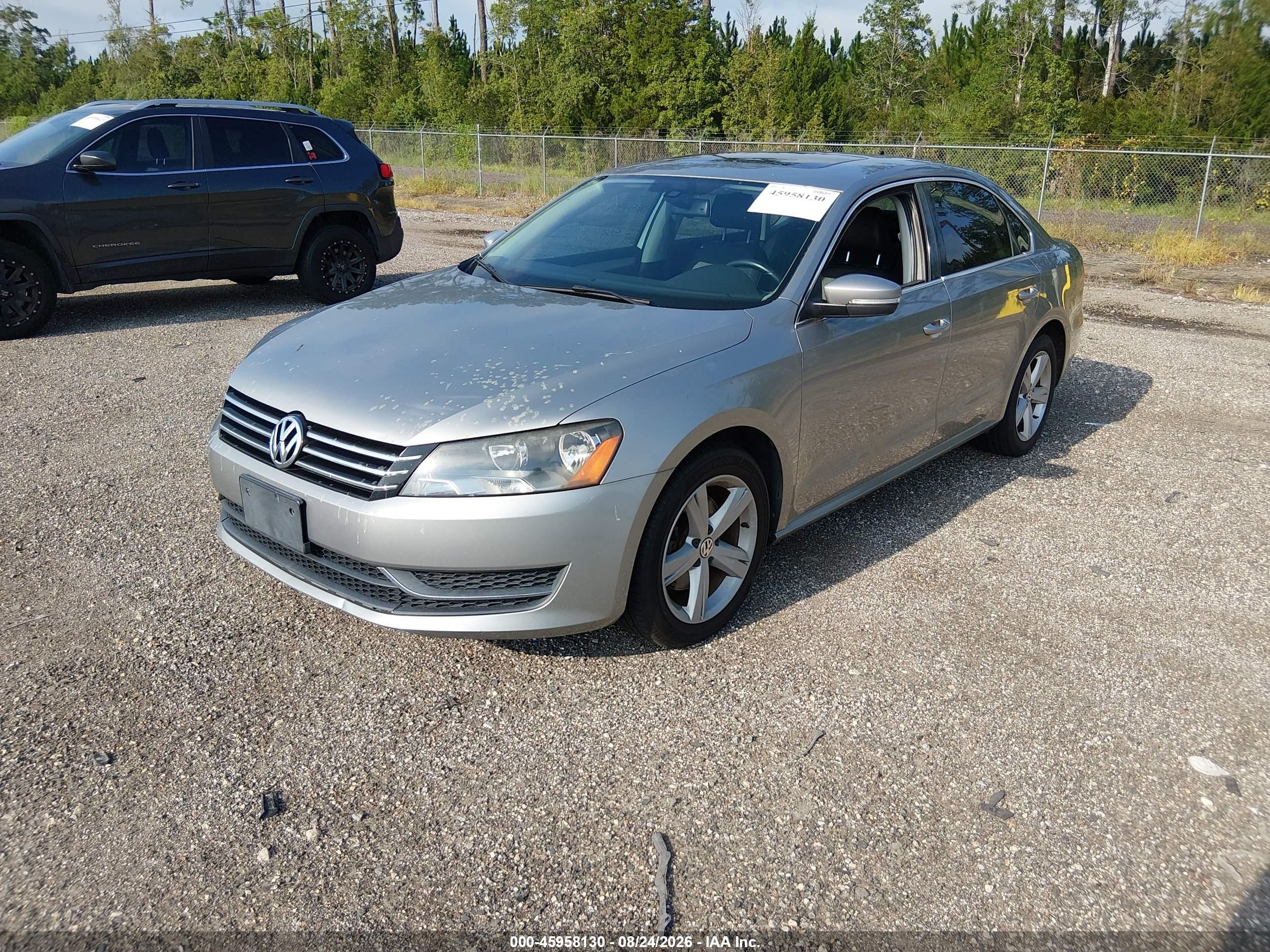 2013 Volkswagen Passat 2.5l Se Silver vin: 1VWBP7A34DC135411