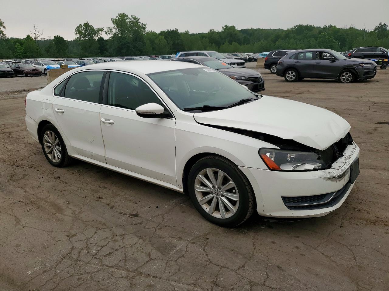 2012 Volkswagen Passat Se White vin: 1VWBP7A35CC014160