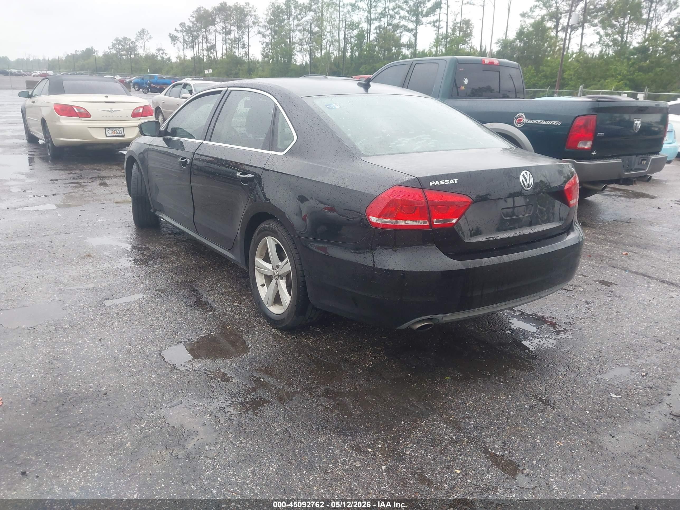 2013 Volkswagen Passat 2.5l Se Black vin: 1VWBP7A35DC003502