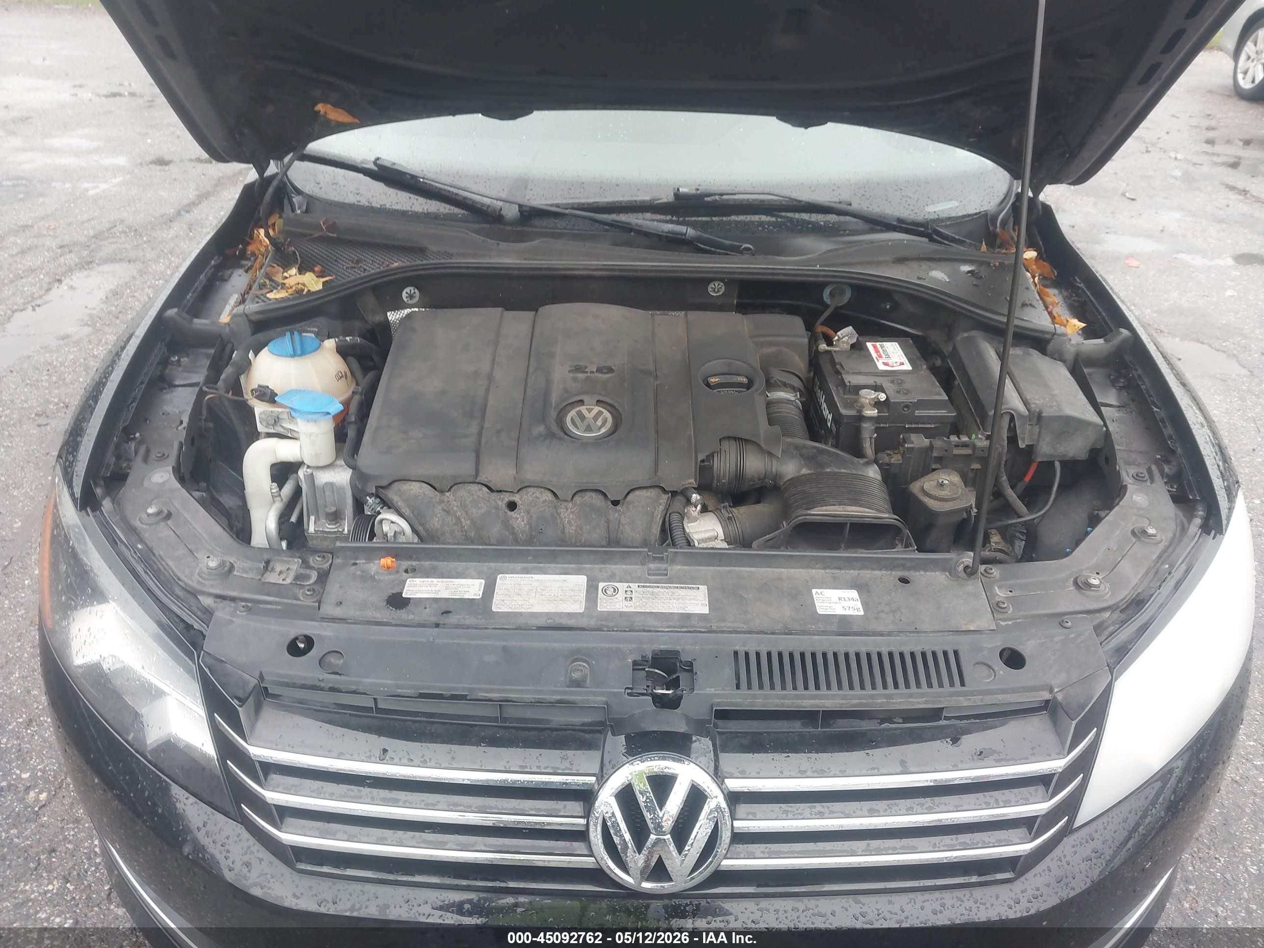 2013 Volkswagen Passat 2.5l Se Black vin: 1VWBP7A35DC003502