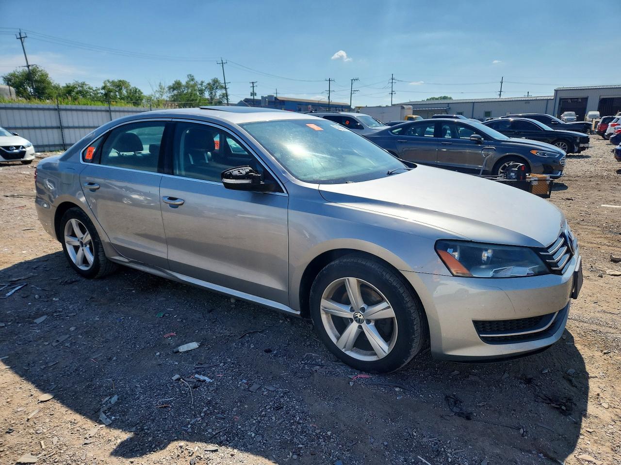 2013 Volkswagen Passat Se Silver vin: 1VWBP7A35DC024110