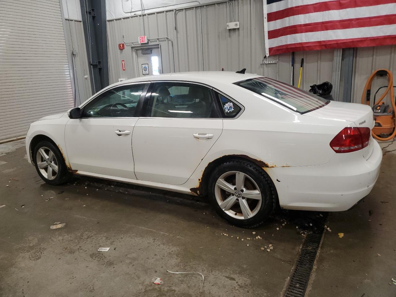 2013 Volkswagen Passat Se White vin: 1VWBP7A35DC033227