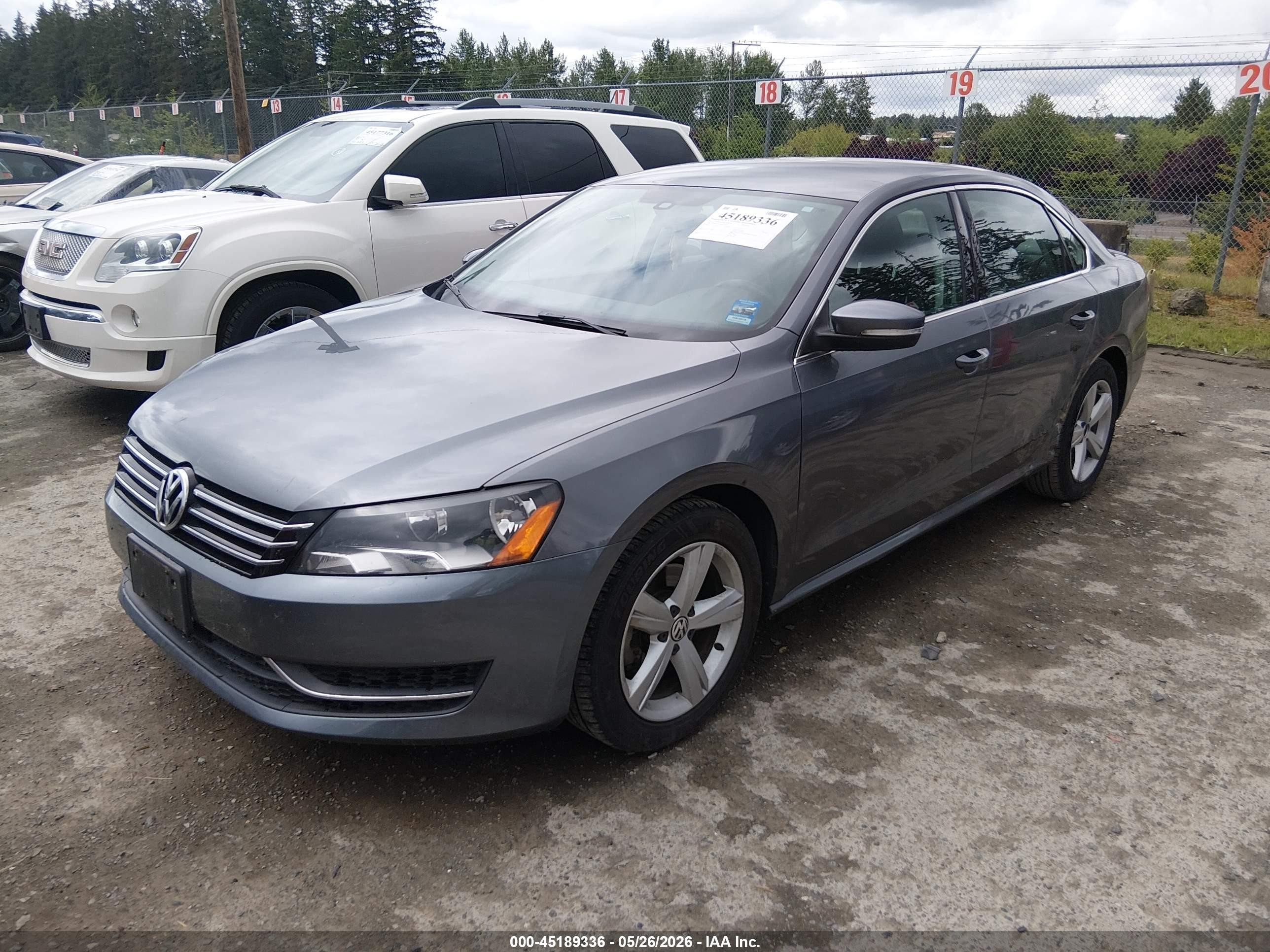 2013 Volkswagen Passat 2.5l Se Gray vin: 1VWBP7A35DC050724