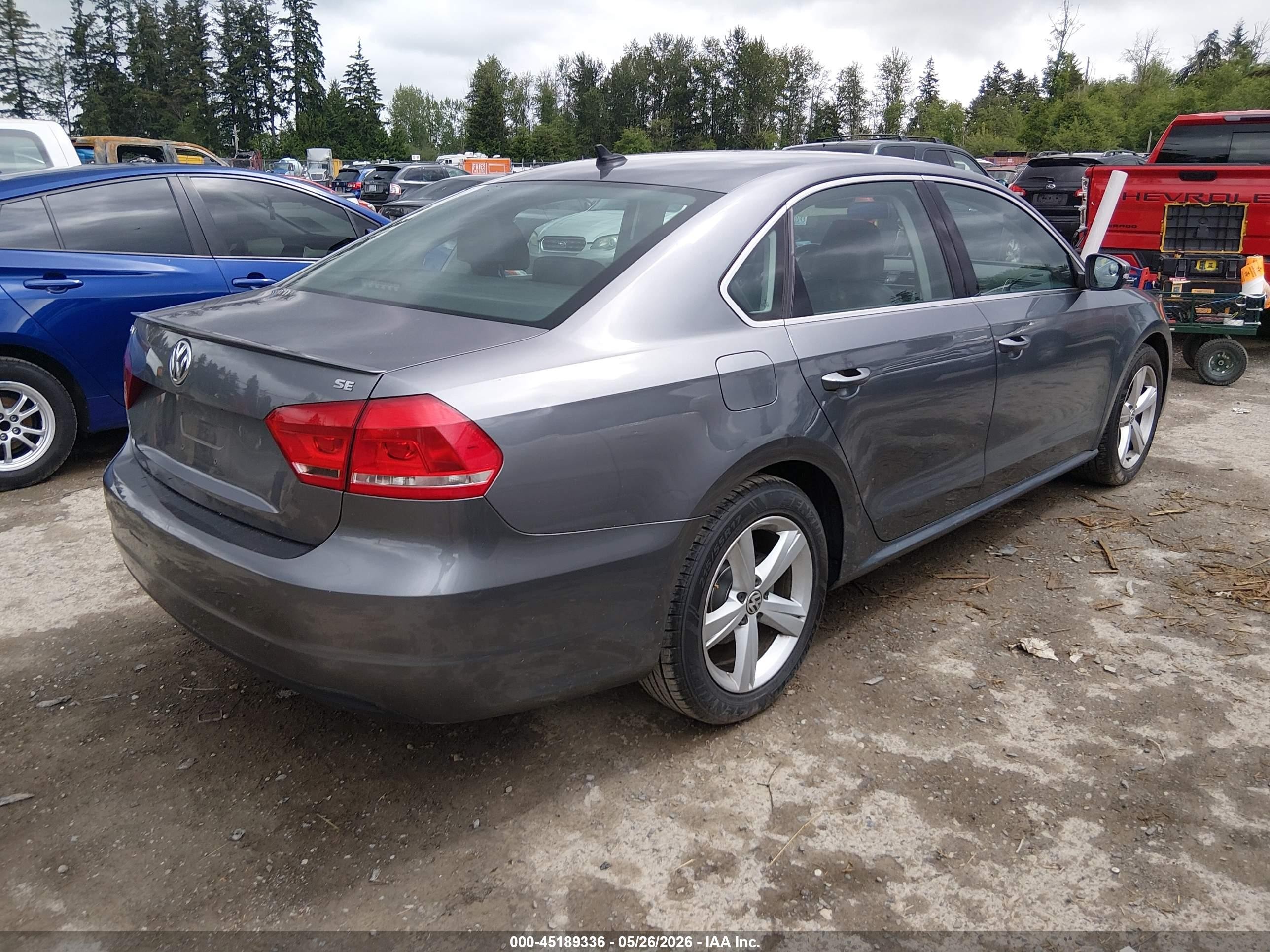 2013 Volkswagen Passat 2.5l Se Gray vin: 1VWBP7A35DC050724