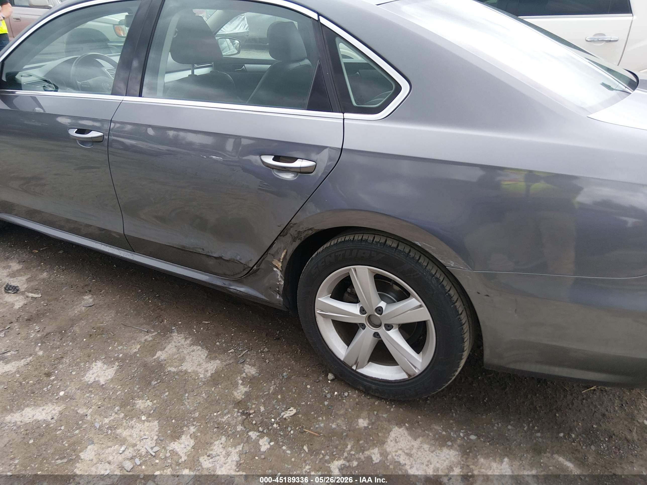 2013 Volkswagen Passat 2.5l Se Gray vin: 1VWBP7A35DC050724