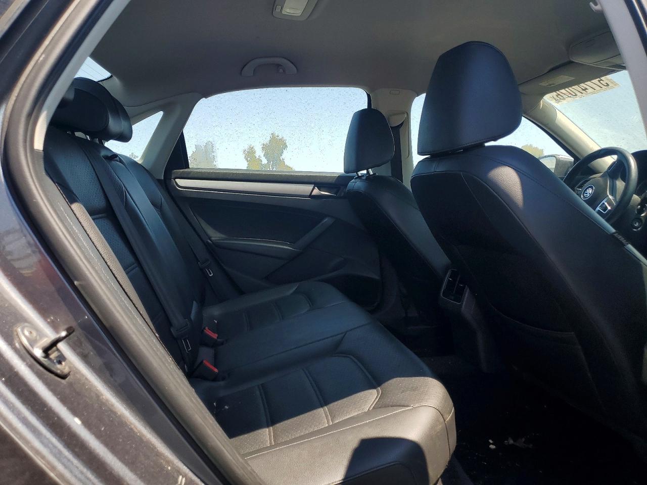 2013 Volkswagen Passat Se Charcoal vin: 1VWBP7A35DC066583