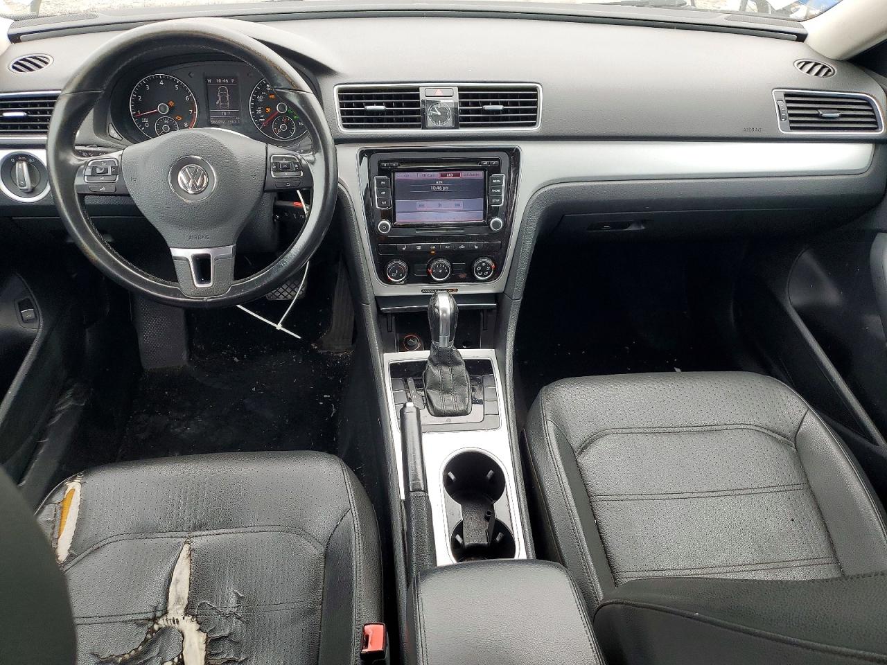 2013 Volkswagen Passat Se Cream vin: 1VWBP7A35DC071816