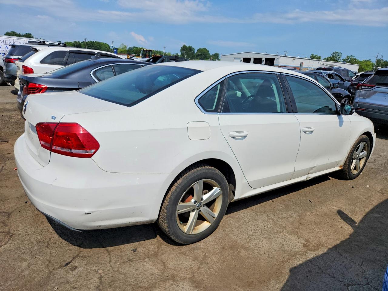 2013 Volkswagen Passat Cc White vin: 1VWBP7A35DC078250