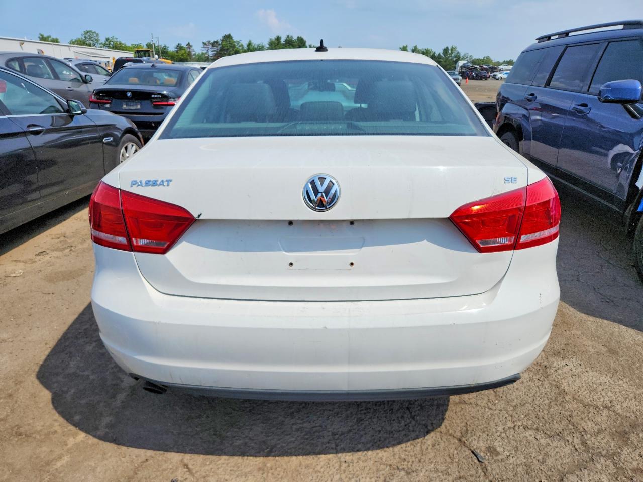 2013 Volkswagen Passat Cc White vin: 1VWBP7A35DC078250