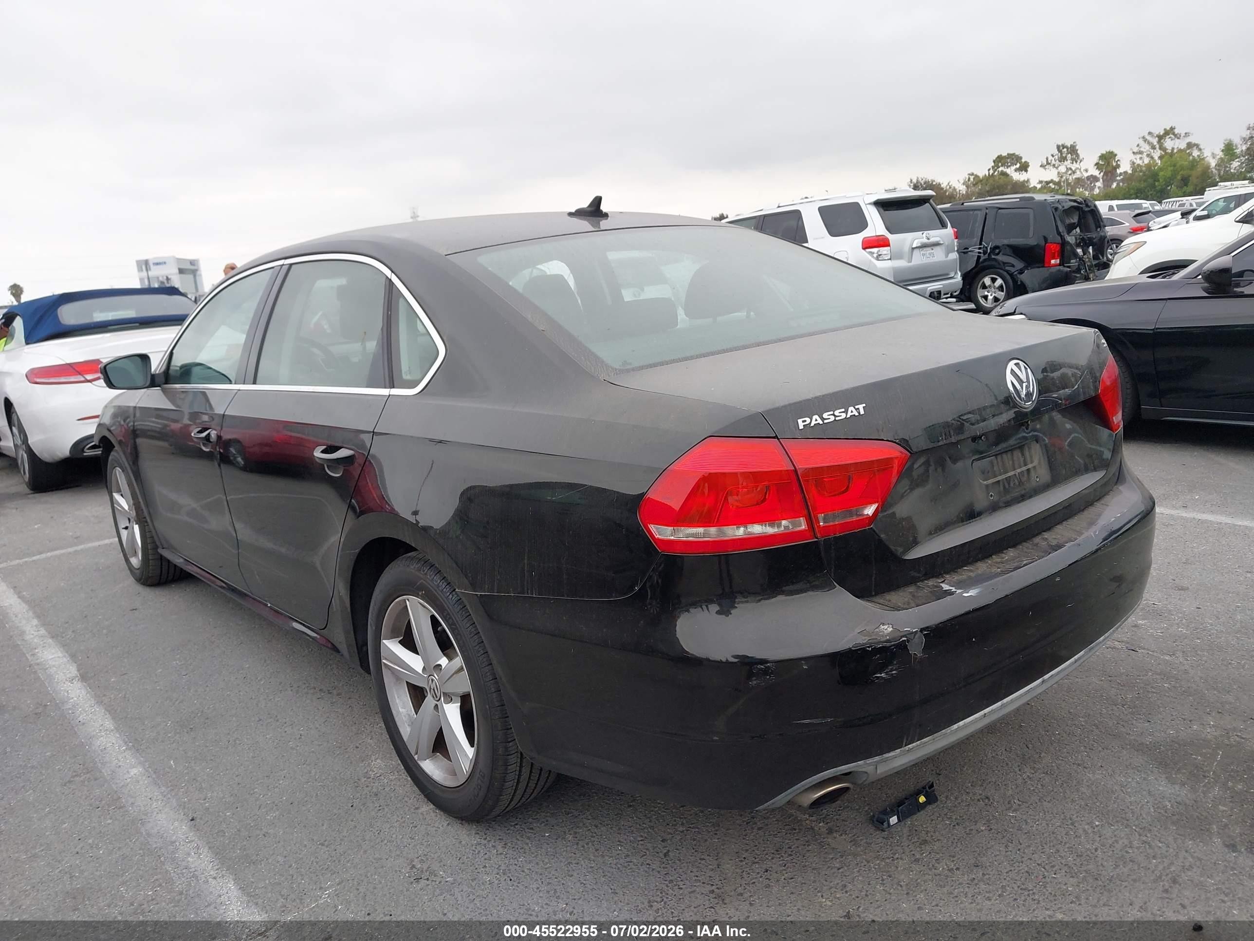 2013 Volkswagen Passat 2.5l Se Black vin: 1VWBP7A35DC118889