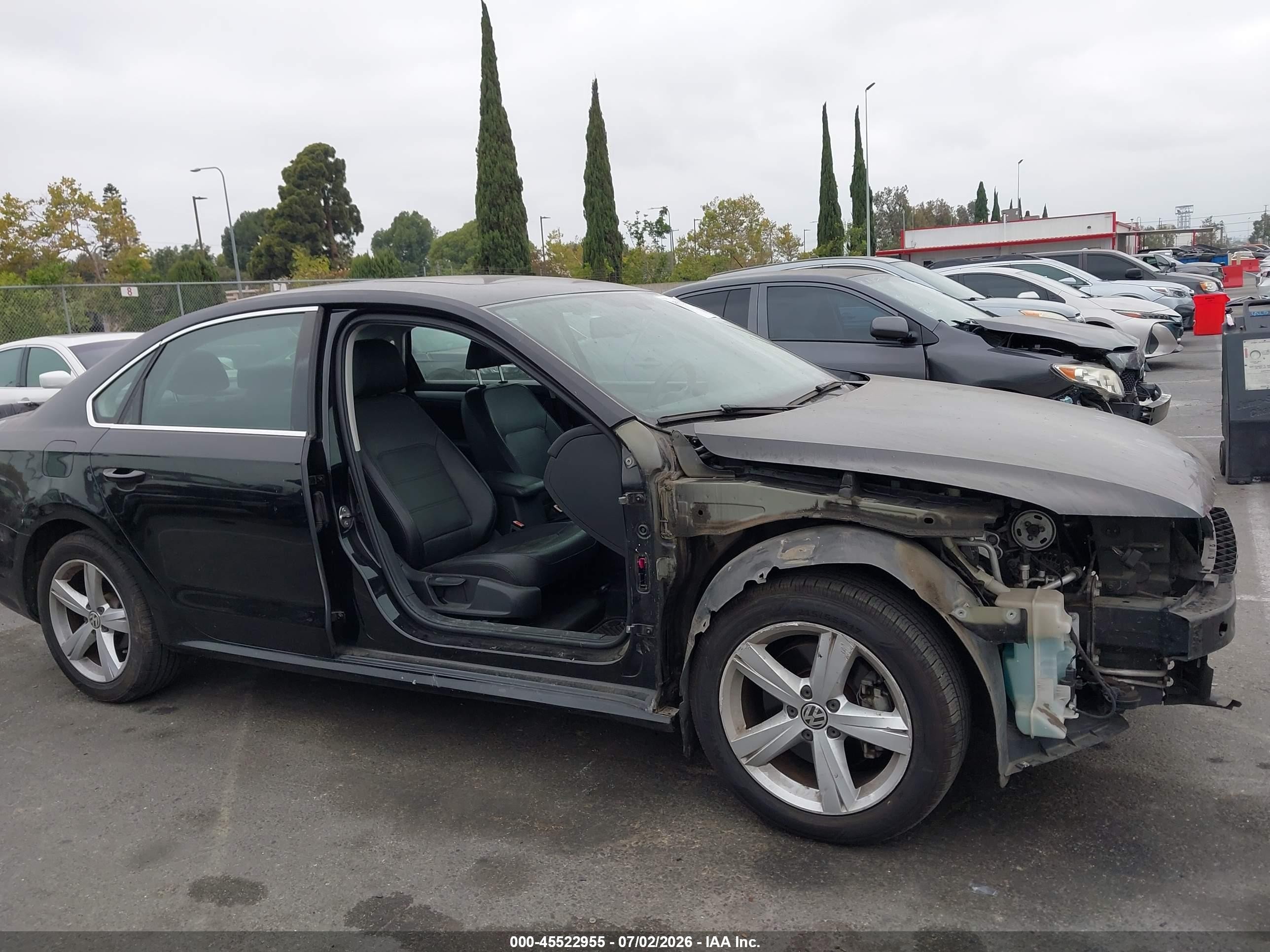 2013 Volkswagen Passat 2.5l Se Black vin: 1VWBP7A35DC118889