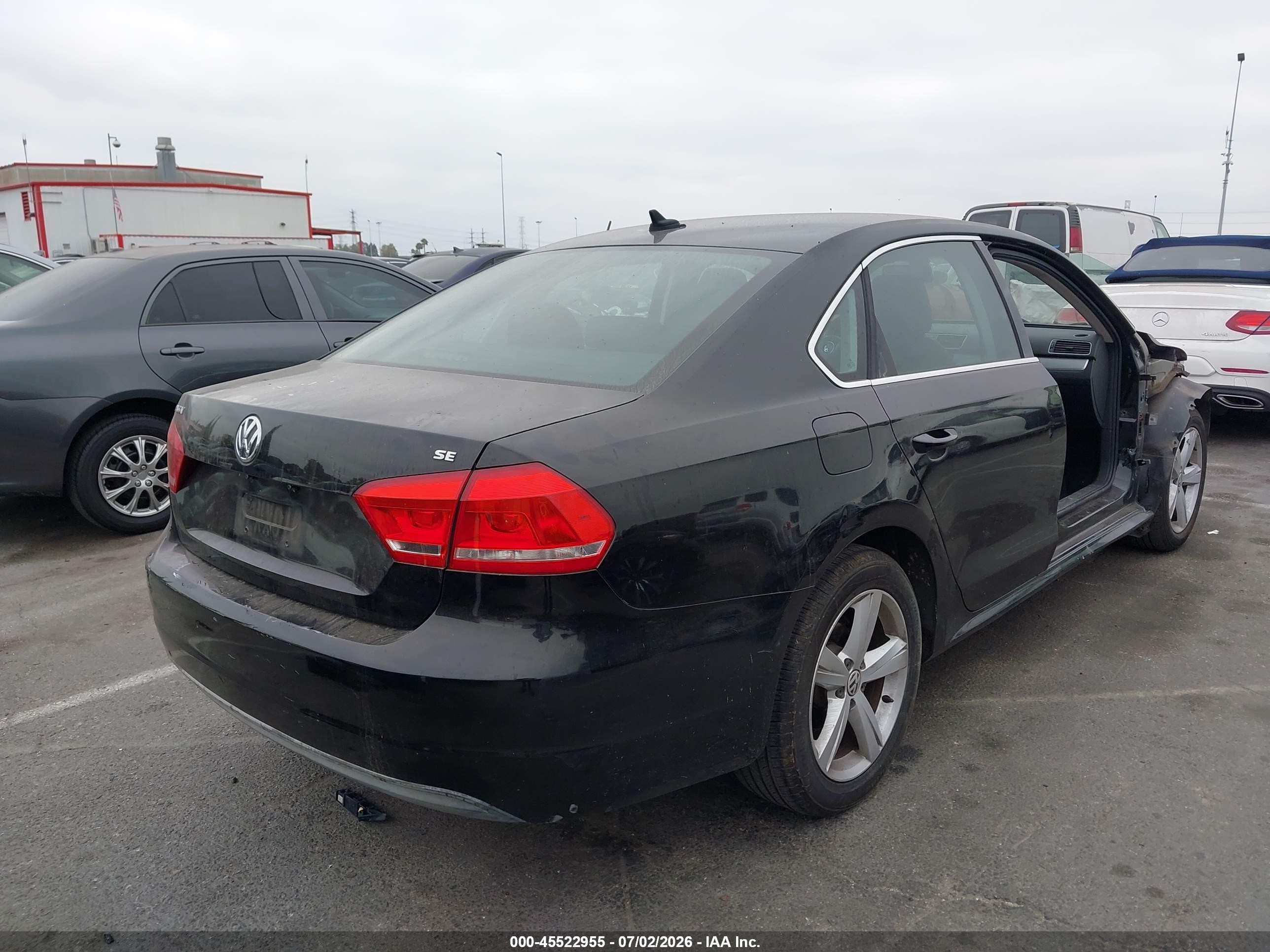 2013 Volkswagen Passat 2.5l Se Black vin: 1VWBP7A35DC118889