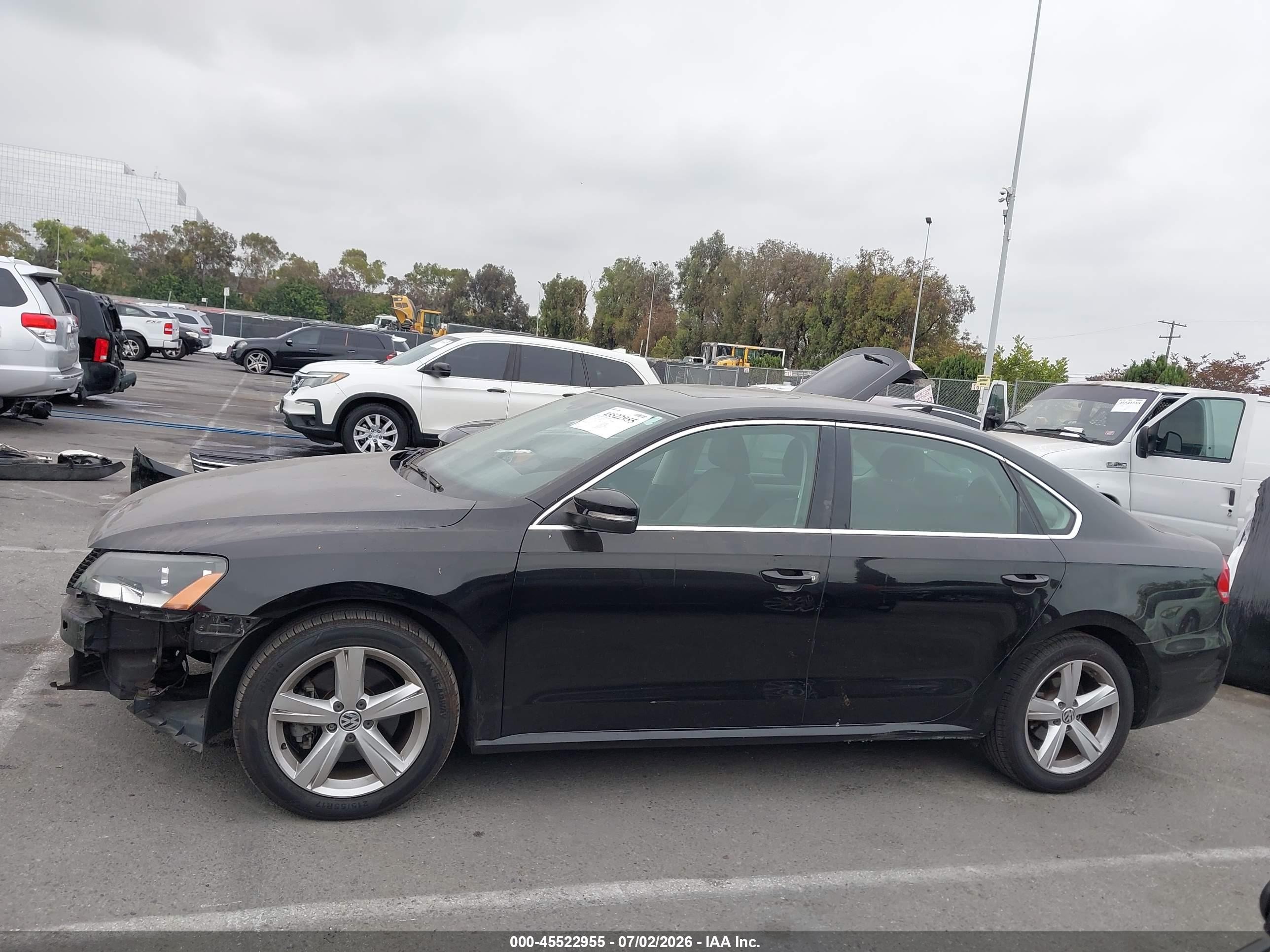 2013 Volkswagen Passat 2.5l Se Black vin: 1VWBP7A35DC118889