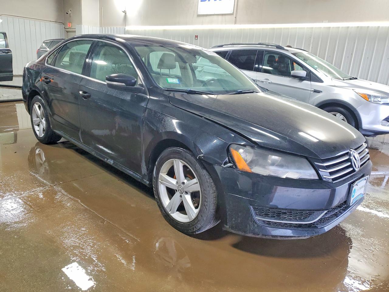 2013 Volkswagen Passat Se Черный vin: 1VWBP7A35DC123381