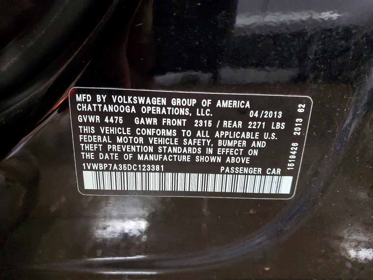 2013 Volkswagen Passat Se Черный vin: 1VWBP7A35DC123381