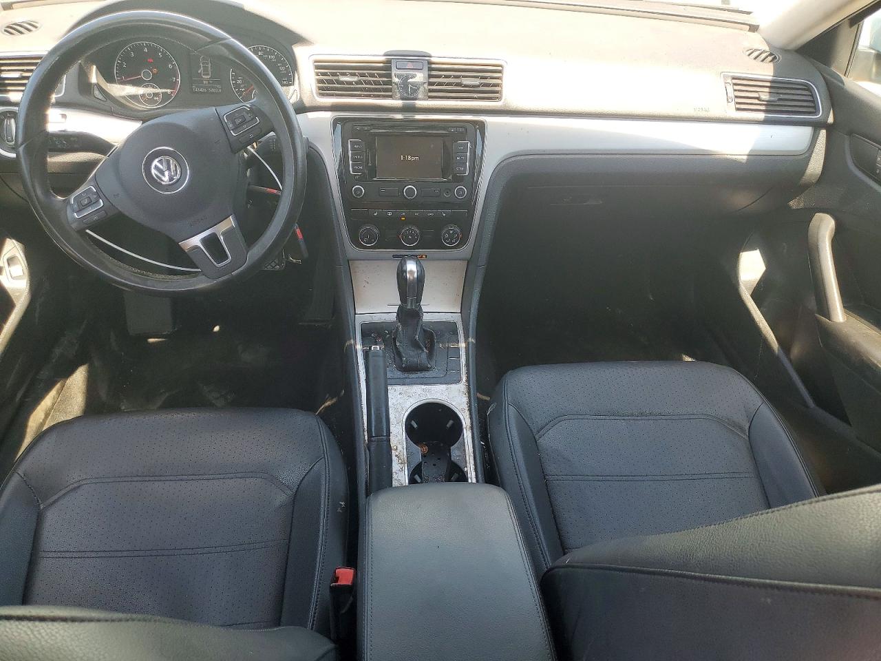 2013 Volkswagen Passat Se Blue vin: 1VWBP7A35DC136177