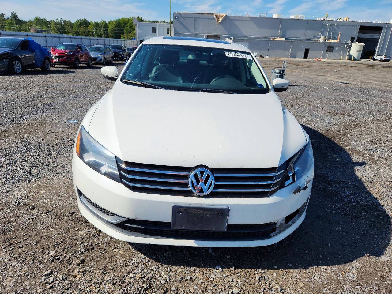 2014 Volkswagen Passat Se White vin: 1VWBP7A35EC010578