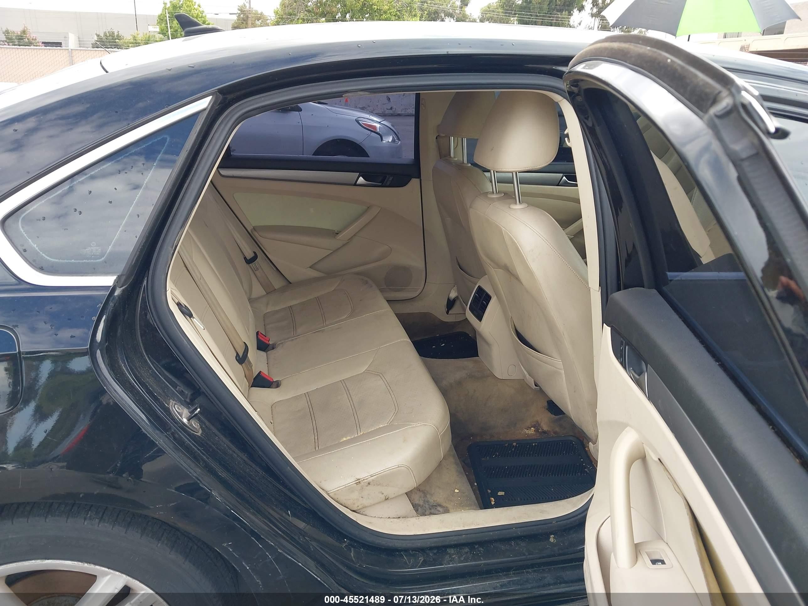 2014 Volkswagen Passat 2.5l Se Black vin: 1VWBP7A35EC013013