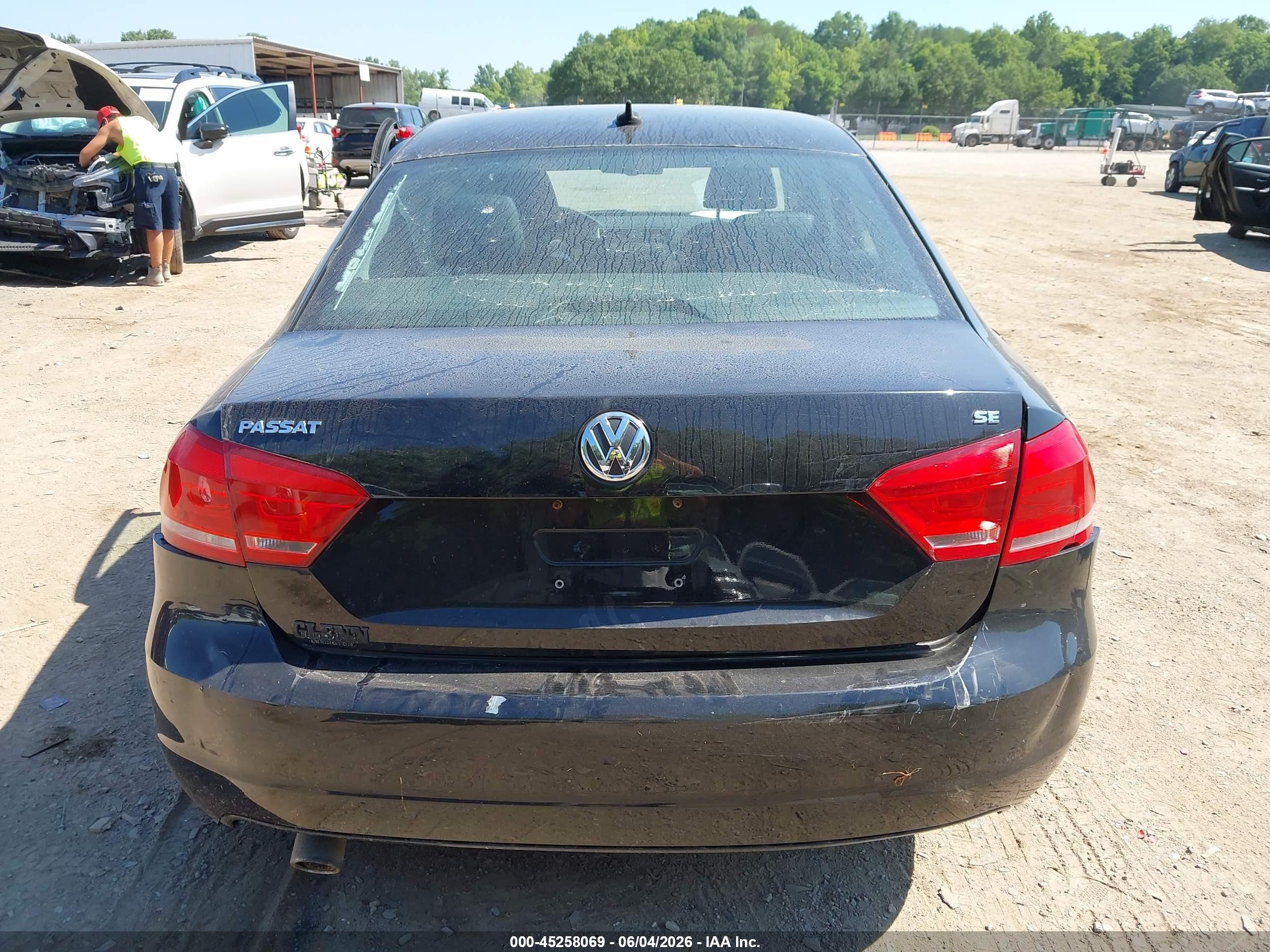 2012 Volkswagen Passat 2.5l Se Black vin: 1VWBP7A36CC044073