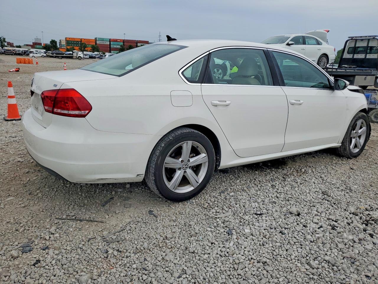 2012 Volkswagen Passat Se White vin: 1VWBP7A36CC071967