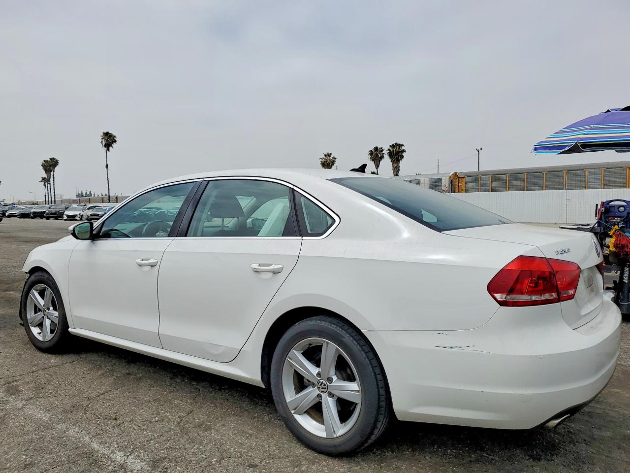 2012 Volkswagen Passat Se Белый vin: 1VWBP7A36CC083620