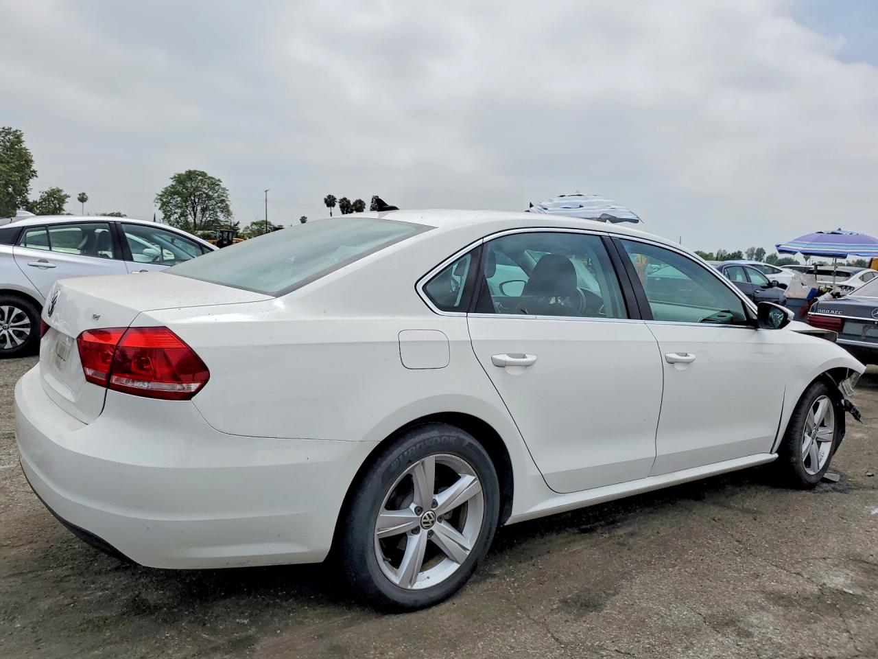 2012 Volkswagen Passat Se Белый vin: 1VWBP7A36CC083620